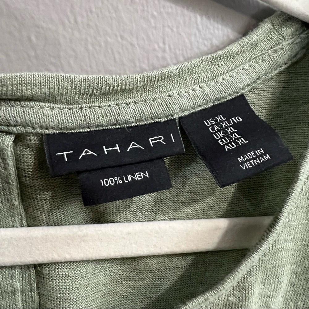 Tahari Olive Green 100% Linen Short Sleeved Scoop Neck Button Back Top XL - Picture 2 of 4